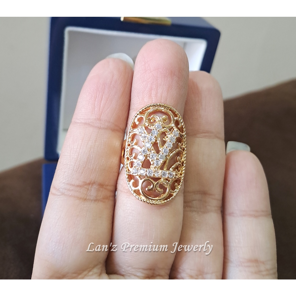 ดี3ว! Epi Crystal Gold Titanium 22K Gold แหวนผู้หญิง