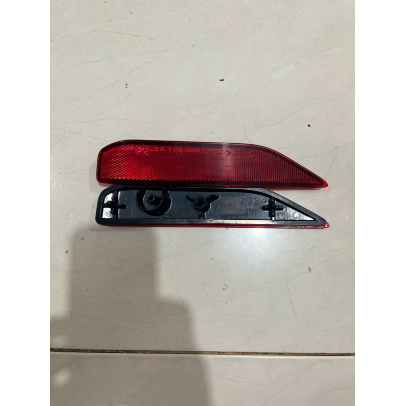 โคมไฟสะท้อนแสงกันชนหลัง Mitsubishi ORI EXPANDER