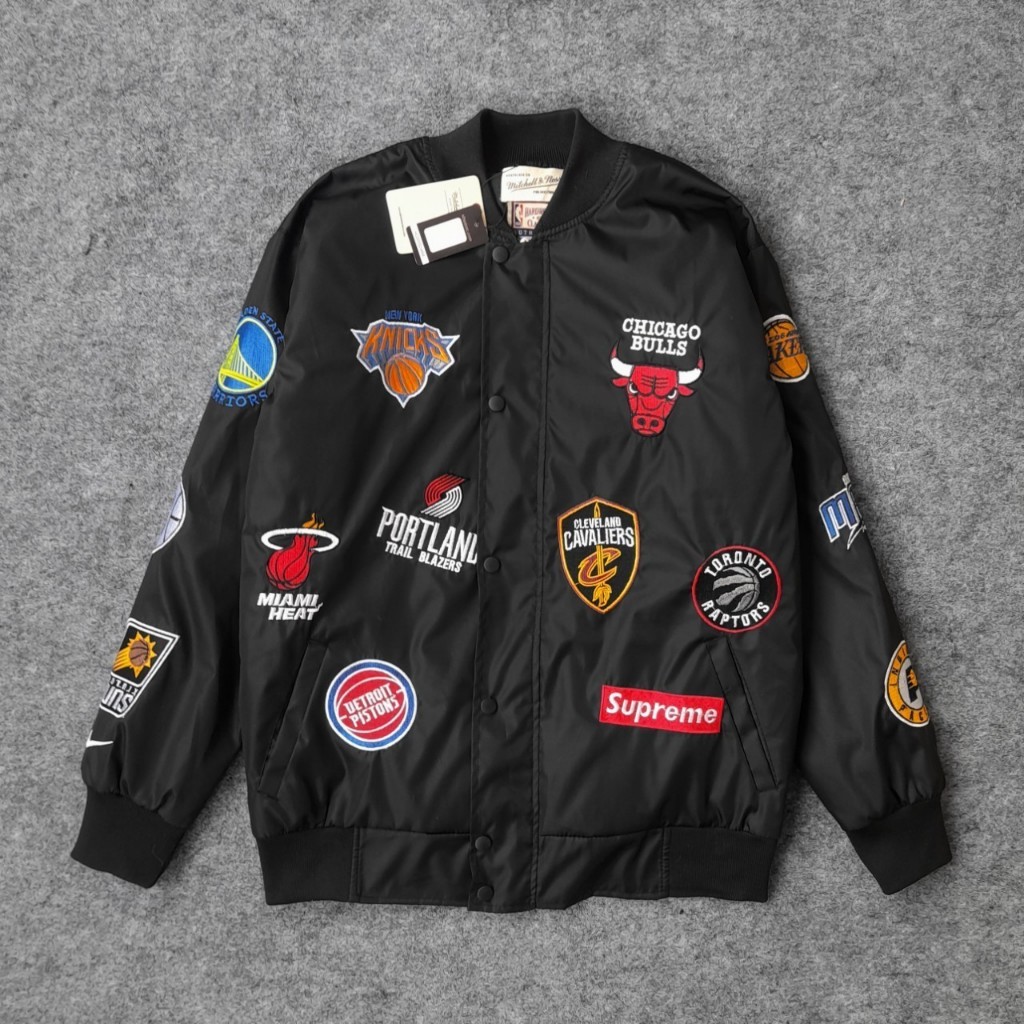 Varsity CHICAGO BULLS Jacket FULL EMBLEM หนาแท็กและฉลาก -