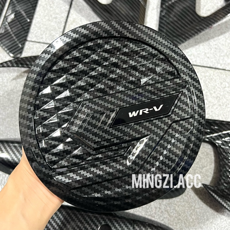 Honda WRV 2022 2023 2024 ฝาครอบถังน้ํามันเบนซินเท่านั้นคาร์บอนคาร์บอน BLACK GLOSSY ISOKA MEDAN