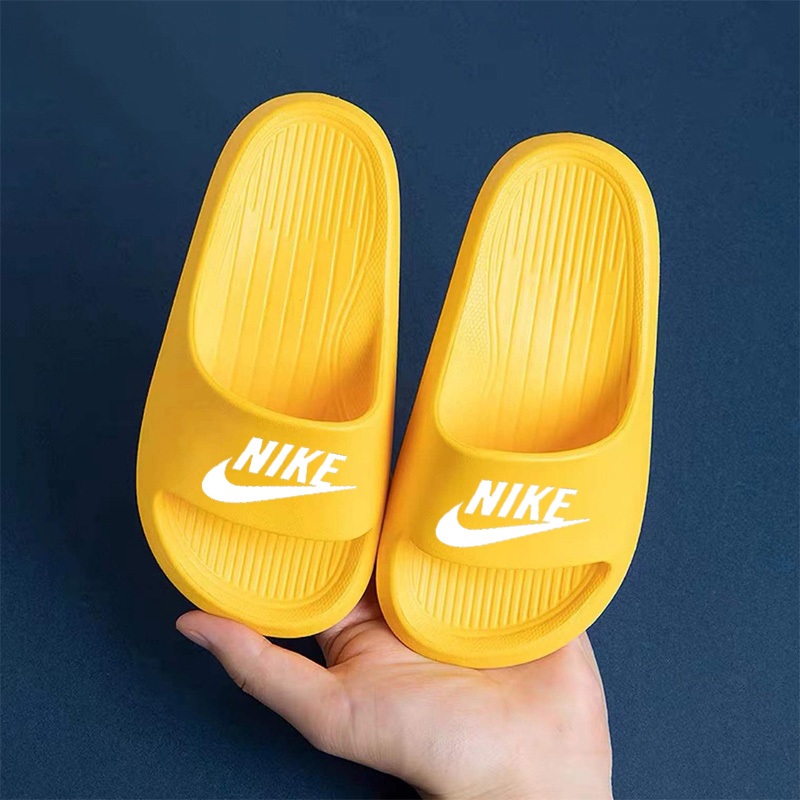 รองเท้าแตะ Nike รองเท้าแตะเด็กผู้ชายรองเท้าแตะเด็กผู้หญิงนุ่มสบายนําเข้ารองเท้าแตะยาง Eva แบนเพื่อสุขภาพกันน้ําแฟชั่นสไตล์