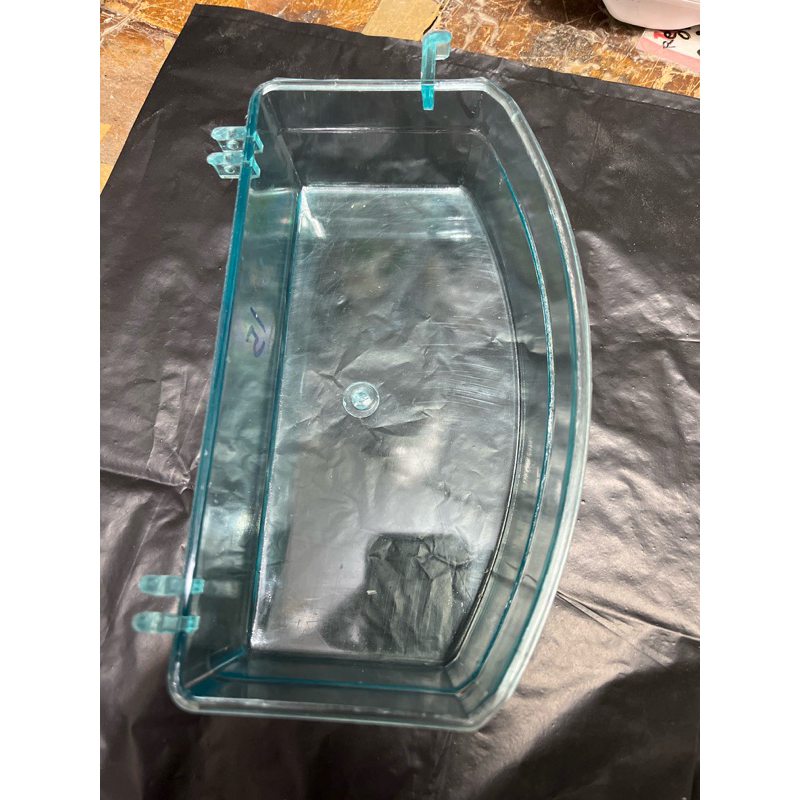 FOOD CONTAINER / BIRD BATHING PLACE
