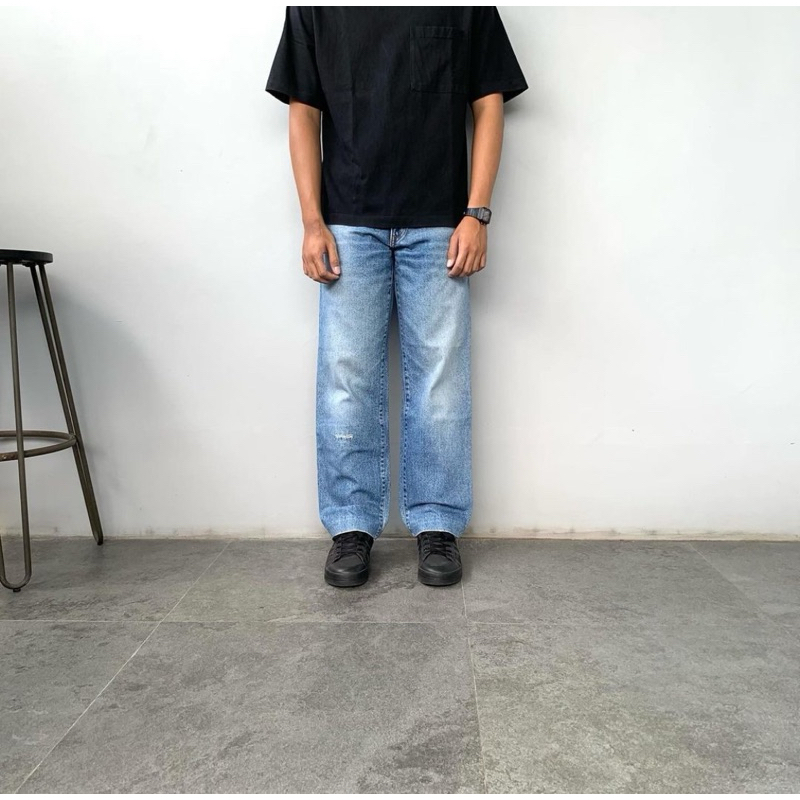 UCW Uniqlo BlueWash Regular Jeans (BM7)