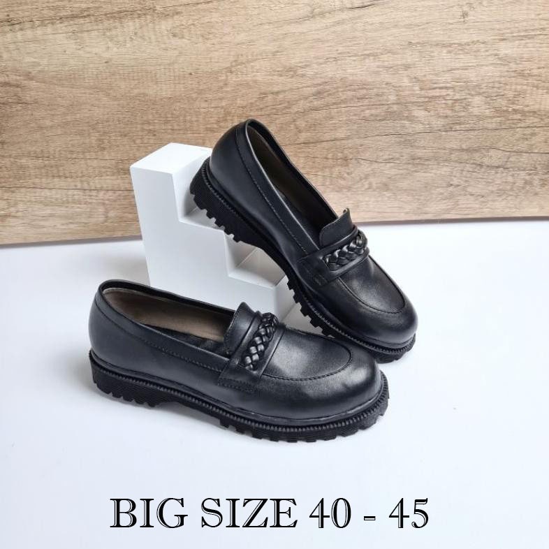 BIG SIZE - รองเท้าโลฟเฟอร์ผู้หญิง Docmart สายถัก ขนาดใหญ่ Jumbo SIZE