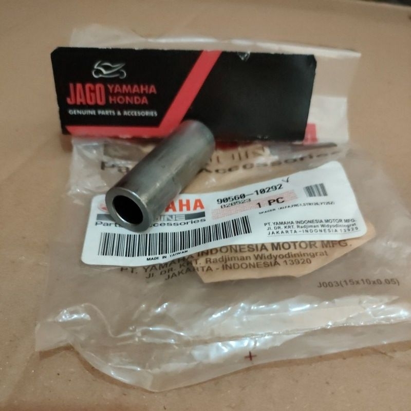 90560-10292 COLLAR BOSH CENTER FRONT WHEEL FRONT DRUM JUPITER Z OLD 2004 90560-10292 ORIGINAL YAMAHA