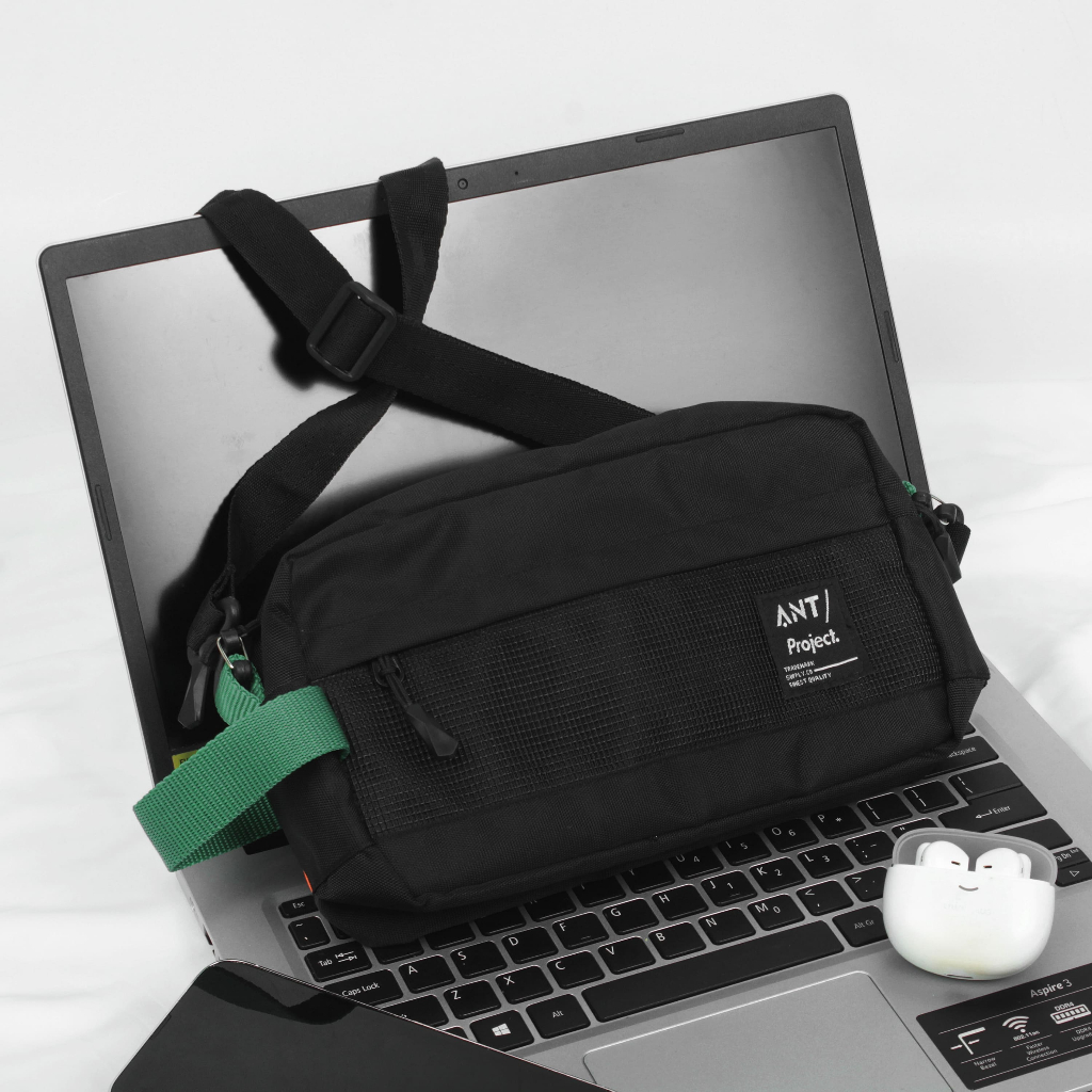 Ant PROJECT - กระเป๋าคลัทช์ CRUCIAL 2 in 1