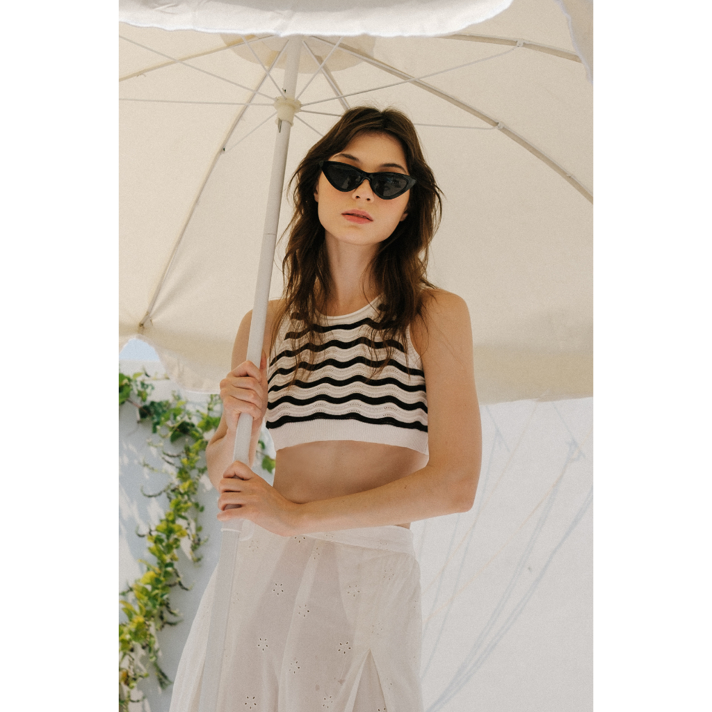 EESOME Vague Knit Bra Top สีดํา-ขาว