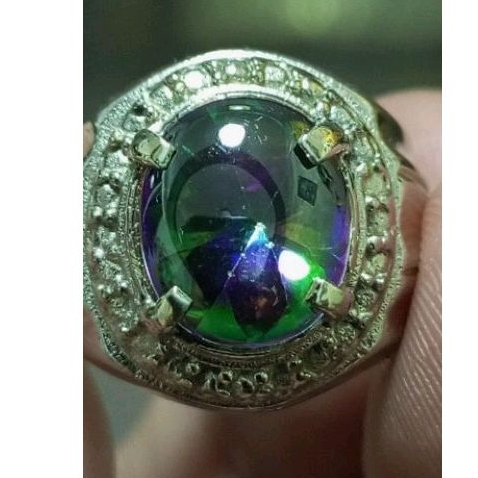 หินสีรุ้ง mystic quarts ดั้งเดิม (R 7.5)