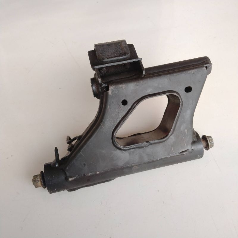 MESIN ENGINE MOUNTING MIO M3 Z MIO S X-RIDE SOUL GT 125 ORIGINAL COPOTAN