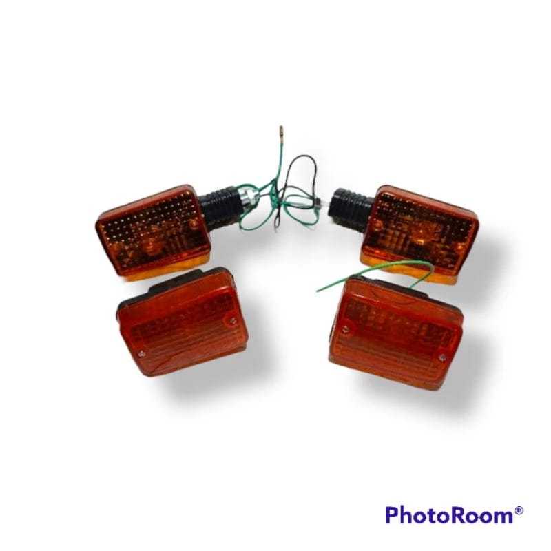 ไฟเลี้ยว c700 supercup reting riting c700 supercup honda c700 supercup set หน้าและหลัง | ไฟเลี้ยวหน้