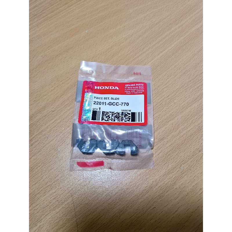 SLIDER PIECE SLIDE SET GCC BEAT FI SCOOPY SPACY VARIO 110 22011-GCC-770 เบรกต์ 3 ชิ้น HONDA