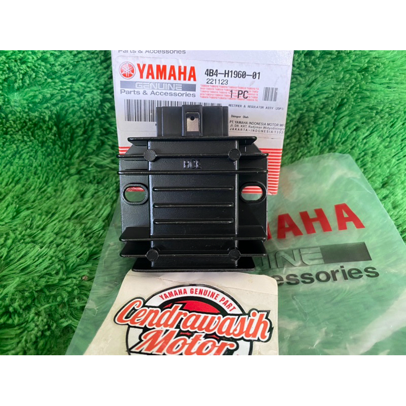 Original Yamaha NMax N Max Regulator Rectifier 4B4-H1960-01