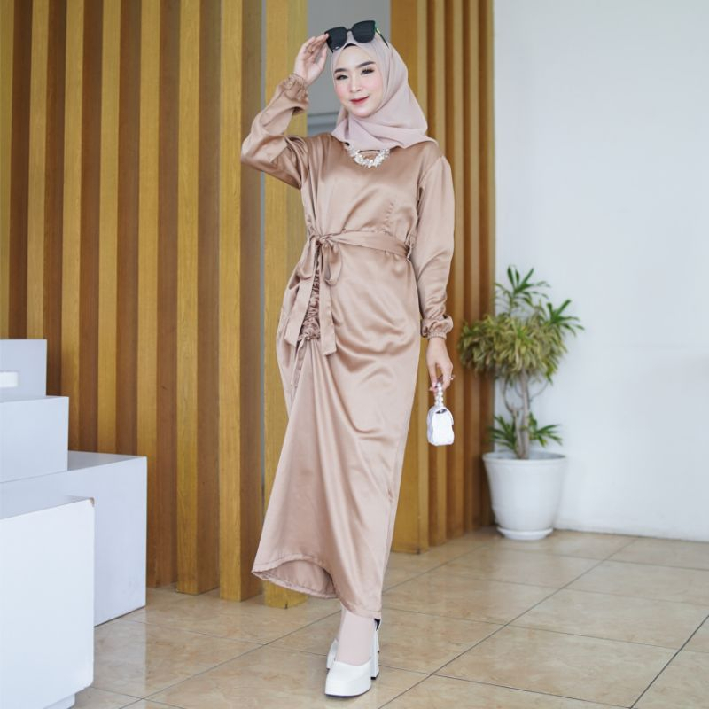 SATIN DRESS WITH DRESS สําหรับ WEDDING DRESS
