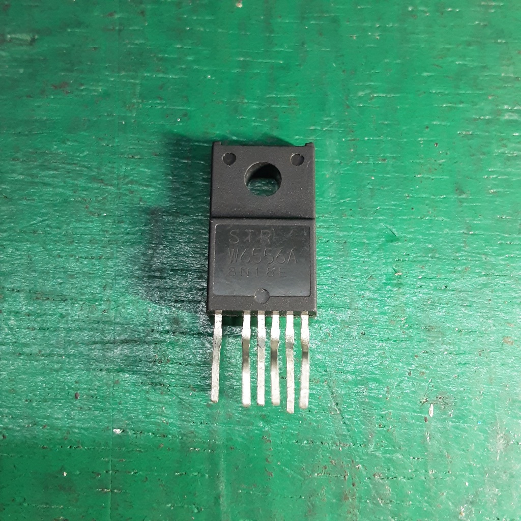 ไอซี STRW6556A******