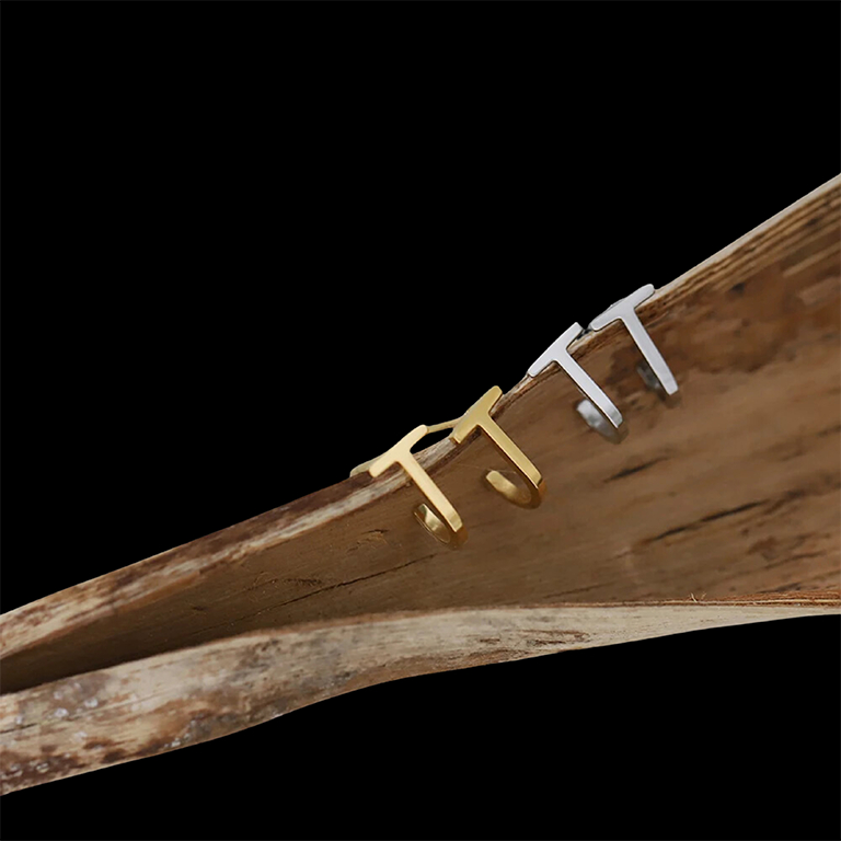 Unheard Of - Leevi ต่างหูผู้หญิงสแตนเลส 18k Gold Plated ต่างหูแฟชั่นผู้หญิงเกาหลี