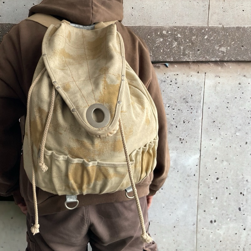 VINTAGE Y2K DUCTI NEW GRUNGE STYLE CANVAS BAGPACK (กระเป๋าเจาะ/กระเป๋าเป้สะพายหลัง) - 2000 KUTUNGS