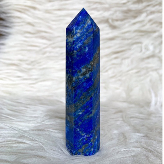 Lapis Lazuli คริสตัลผสมไพไรต์ทาวเวอร์