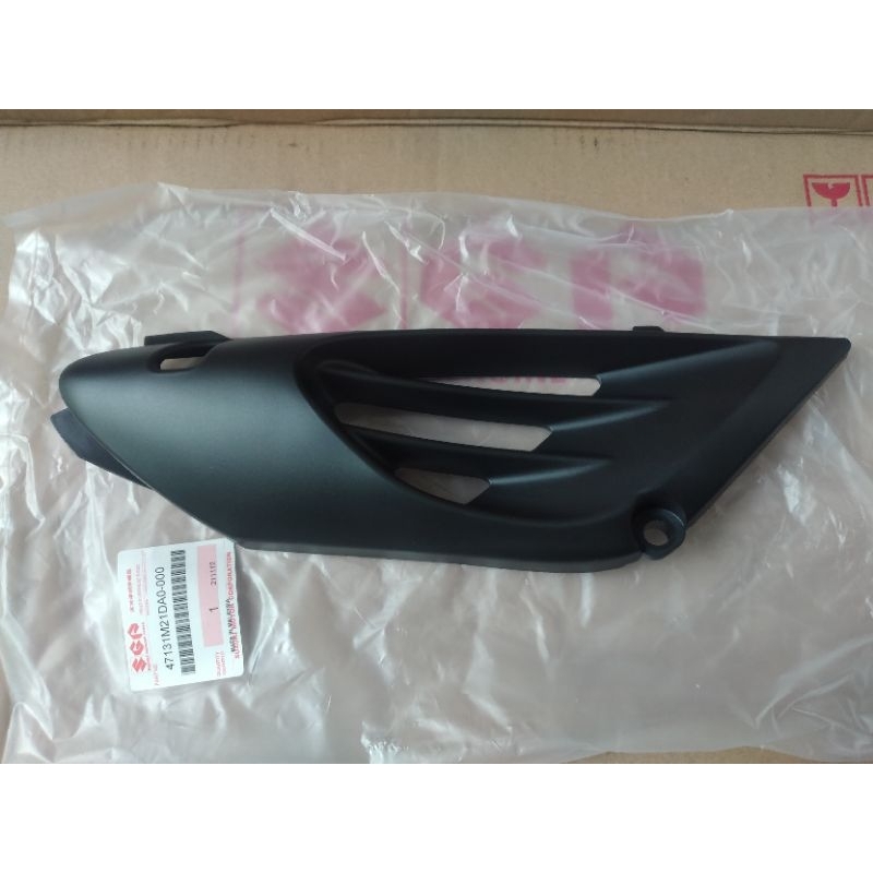 RIGHT BODY FIN COVER SUZUKI SATRIA 2-STROK HIU LSCM ORIGINAL SGP 47131M21DA0-000