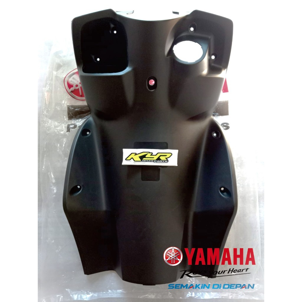 Dashboard Legshield Middle Deck Key Cover Mio J สีดําของแท้ Yamaha 54P-F8300-00