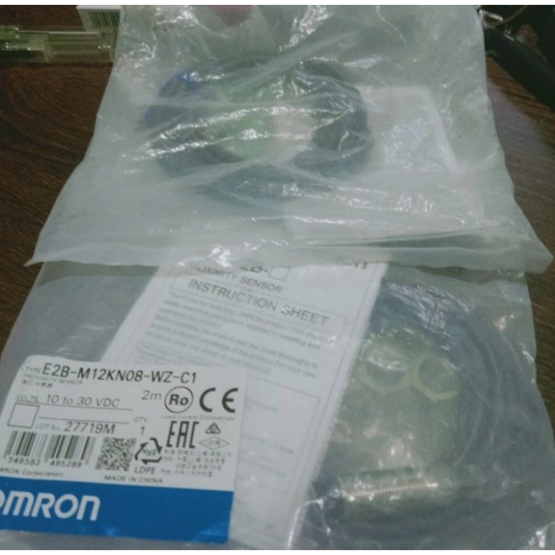 PROXIMITY SENSOR OMRON E2B-M12KN08-WZ-C1 ของแท้