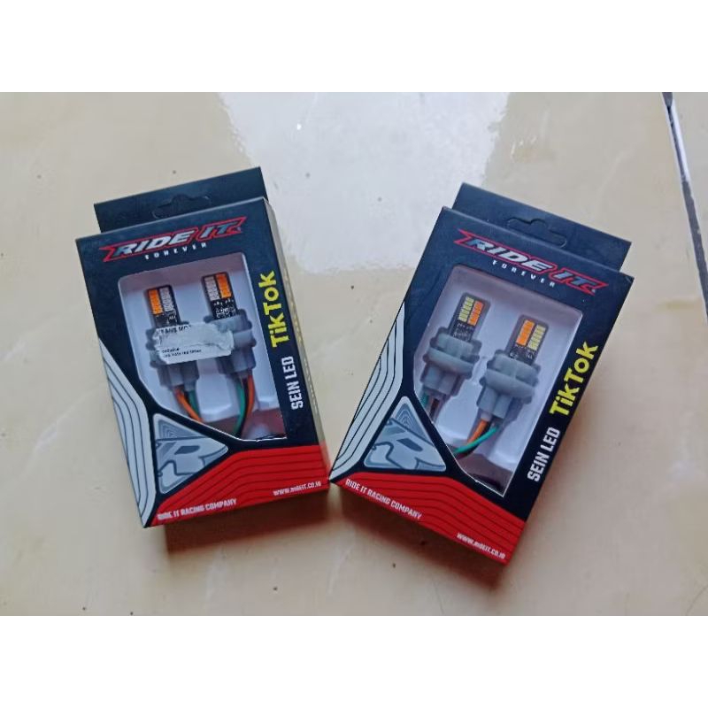 LED TIKTOK RIDE IT TURN SIGNAL LIGHTS UNIVERSAL สําหรับรถจักรยานยนต์ทั้งหมด