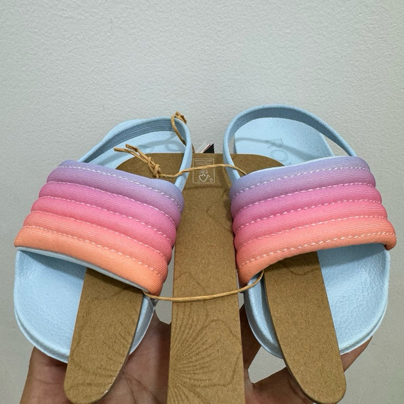 Roxy Original Tw Slippy Ribbed Lbl รองเท้าแตะรัดส้นเด็กผู้หญิงใหม่