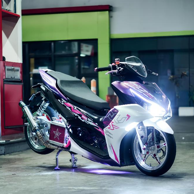 สติ๊กเกอร์แถบ ALL NEW AEROX CONNETED 155 2024 NVX EDITION TRANSPARENT PINKY KEROX