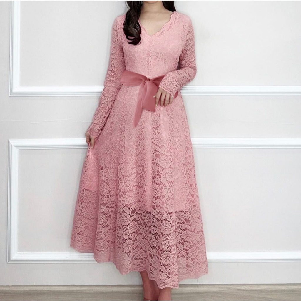 O2 Fashion / เดรสอัลญ่า / เดรสโบรเคดรุ่นใหม่ล่าสุด