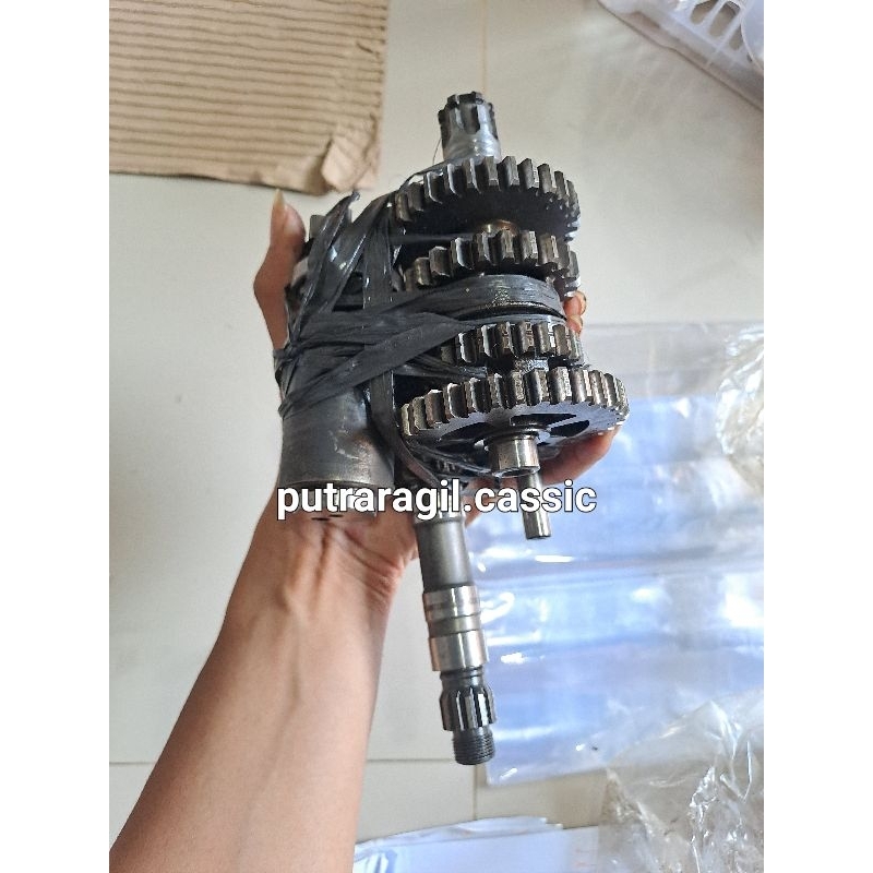 GEARBOX RATIO GARDAN GEAR RATIO GARDAN RATIO TRANSMISSION YAMAHA VEGA ZR JUPITER ROBOT ORIGINAL JUPI