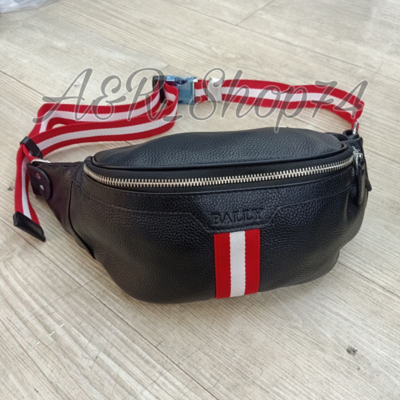 MERAH Bally List กระเป๋าคาดเอวหนังสีแดงและสีขาวกระเป๋าเข็มขัดหนังนําเข้า