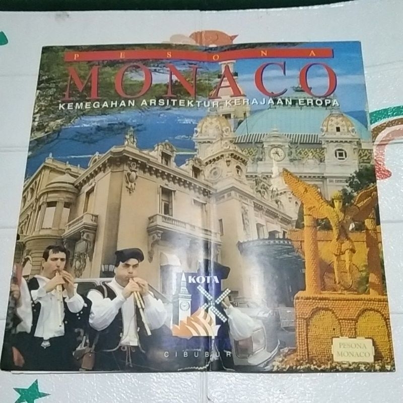MONACO CHARM********