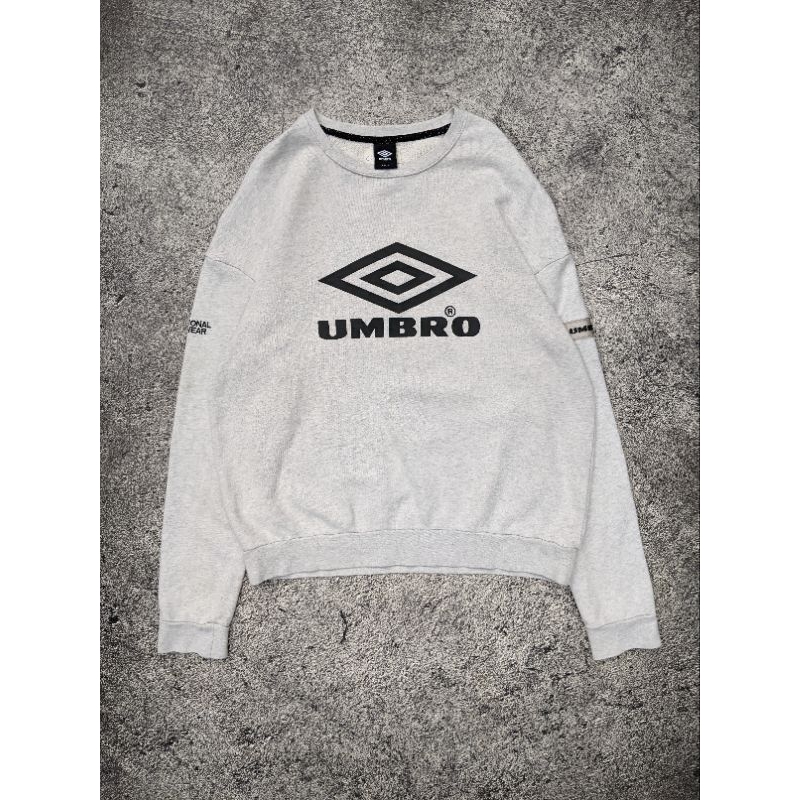 เสื้อกันหนาว Umbro Crewneck