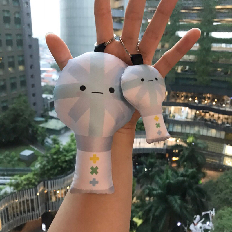 GANTUNGAN TXT พรุ่งนี้ร่วมตุ๊กตาKpop lightstick bykrn Handworksbykrnตุ๊กตาพวงกุญแจ
