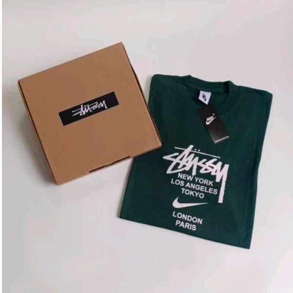 เสื้อยืด Nike x Stussy International Green Men& 39;s