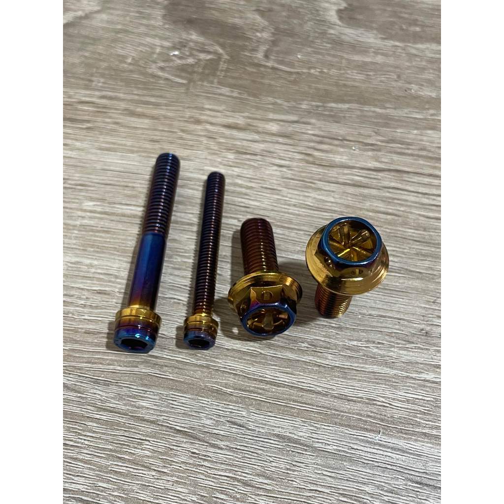 4- PISTON MONOBOLOCK CALIPER สายฟ้า / 4- PISTON MONOBOLOCK CALIPER BOLT / 2-TONE MONOBOLOCK CALIPER 