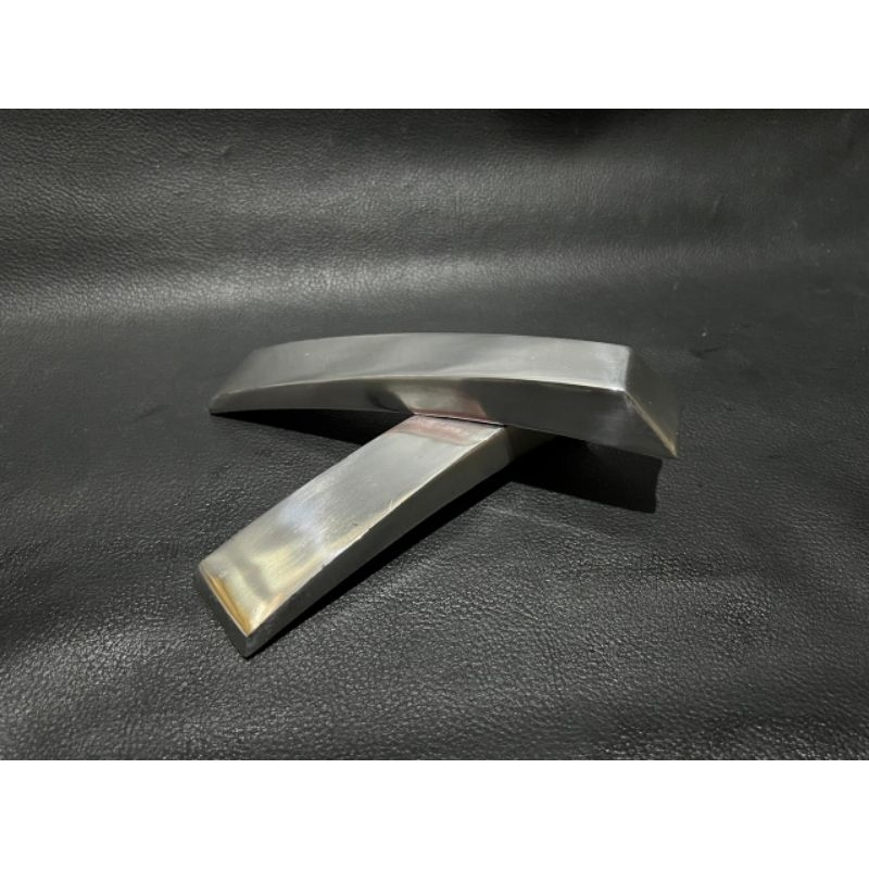 Vespa ใหม ่ px อลูมิเนียมขัดด ้ านหน ้ า Slit Fender Crested Front Fender รายละเอียดเดิม pnp bagus