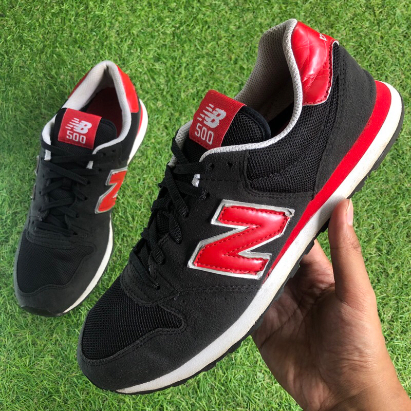 New Balance NB 500 รองเท้าผ้าใบ สีดํา สีแดง