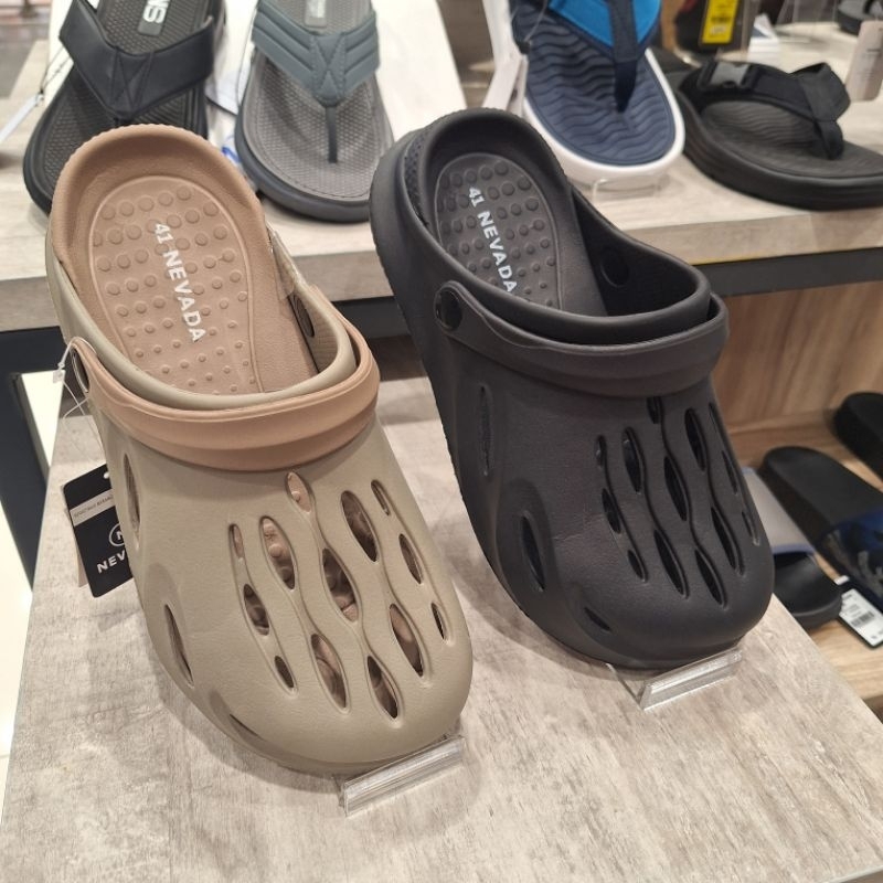 รองเท้าแตะน้ําหนักเบา Crock nevada siper
