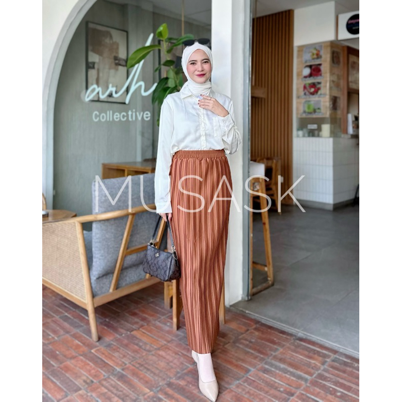 Bb CENTI PLISKET SPAN SKIRT / LONG PLISKET SPAN SKIRT / PLISKET LONG SKIRT CODE 099