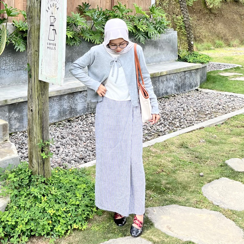 Dmb - กระโปรงนารา by dmb | กระโปรงสไตล์เกาหลี | กระโปรงลายทาง