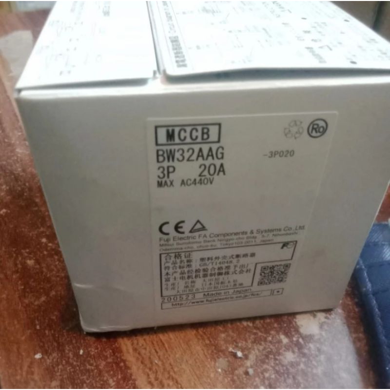 FUJI MCCB BW32AAG 3P 20A ORIGINAL JAPAN