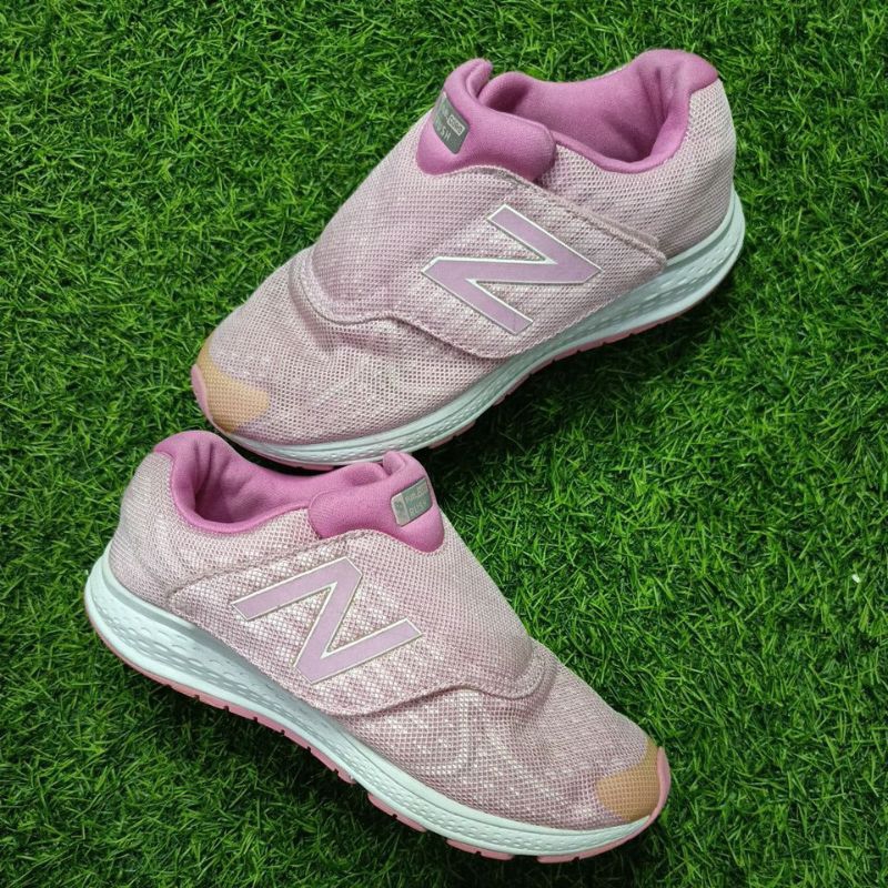 New Balance Insole รองเท้าเด็ก 21[Preloved]