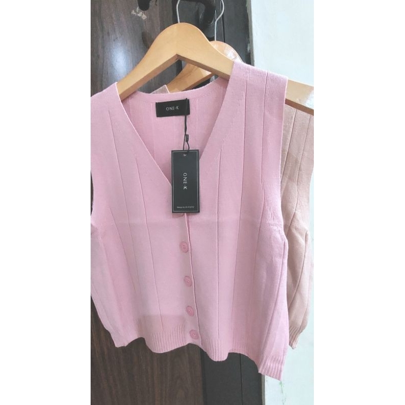 เสื้อถัก ONE K BKK**