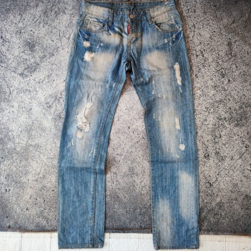 โปรดอ่านคําอธิบาย....Dsquared2 RIPPED JEANS