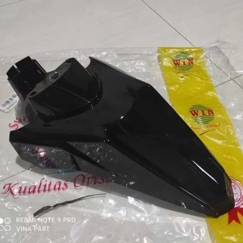 01-B73-307 บังโคลนหน้า Honda Beat Deluxe 2024 WIN