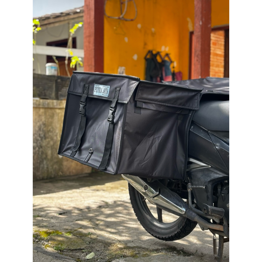 กระเป๋ามอเตอร์ไซค์ SUPER JUMBO (ไม่มีกระเป๋า) กระเป๋า Moto Courier