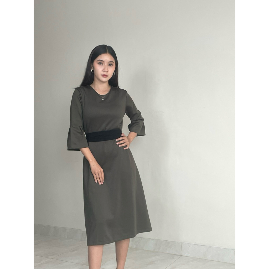 Celia Dress Flowday / Midi Dress / เดรสผู้หญิง / แฟชั่นผู้หญิง - (SL)