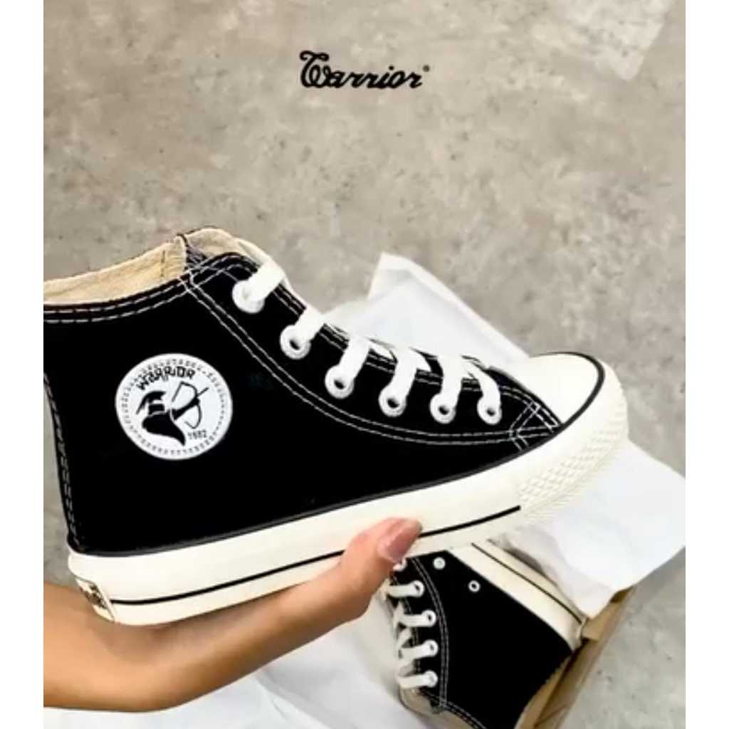 WARRIOR ATHENA HIGH CUT สีดําและสีขาวรองเท้าสําหรับเด็กและผู้ใหญ่ล่าสุด 100% ต้นฉบับไม่มีแนวโน้ม