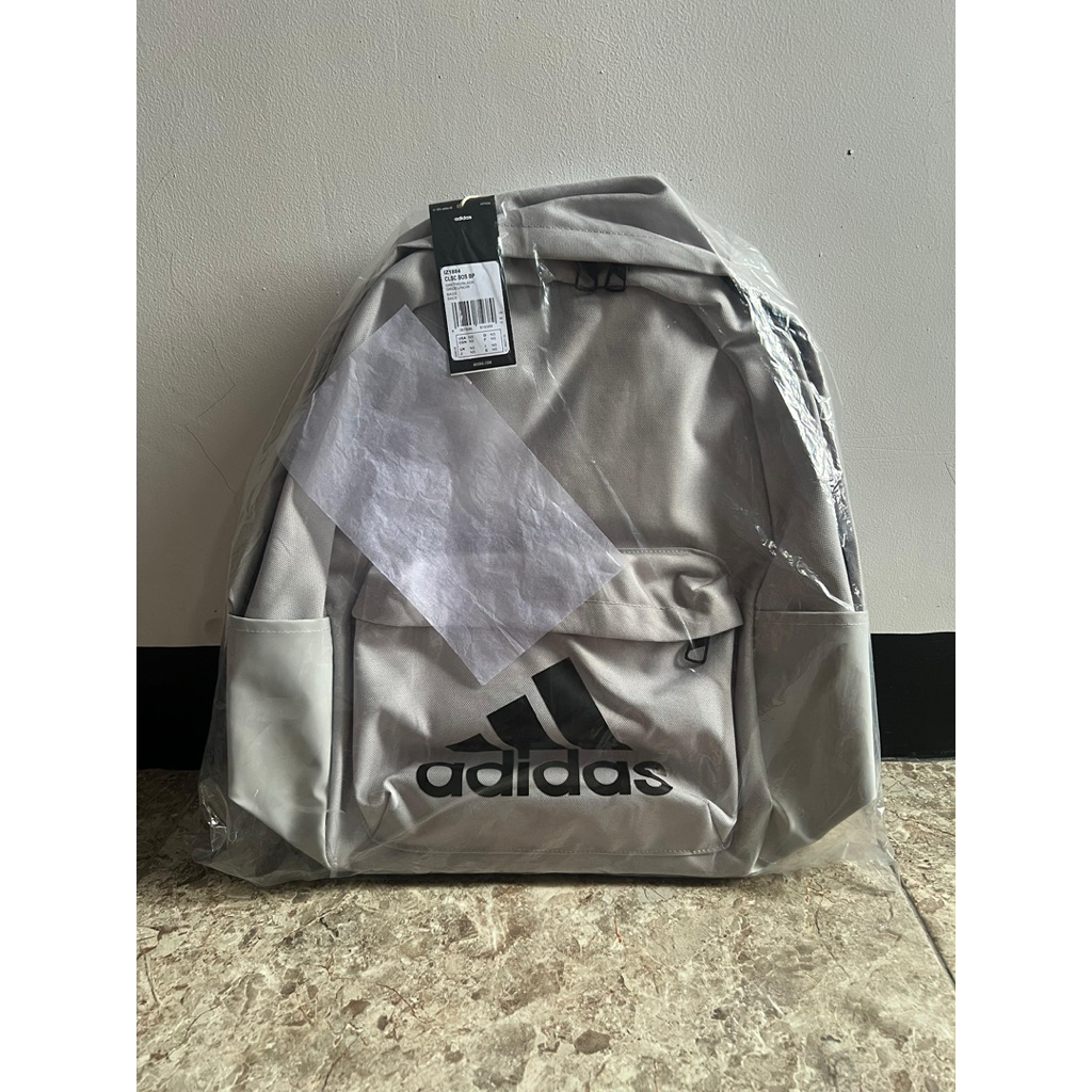 Adidas Lifestyle Classic Badge of Sport Backpack Unisex สีเทา IZ1884