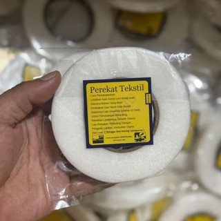 lem kain tanpa jahit  /lem som / perekat textile 1cm